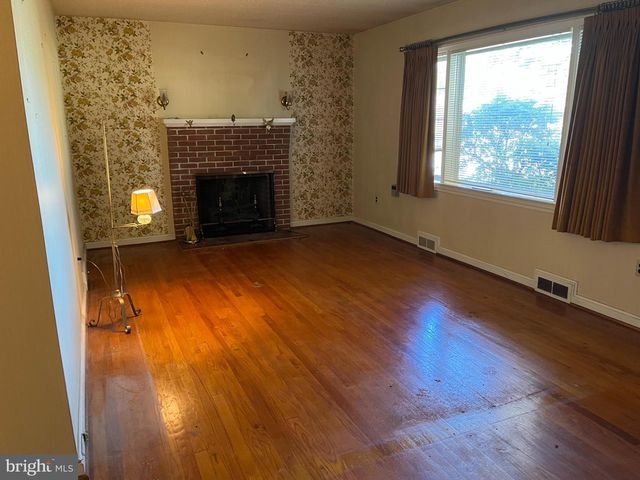 604 GRANT PL, Frederick, MD 21702