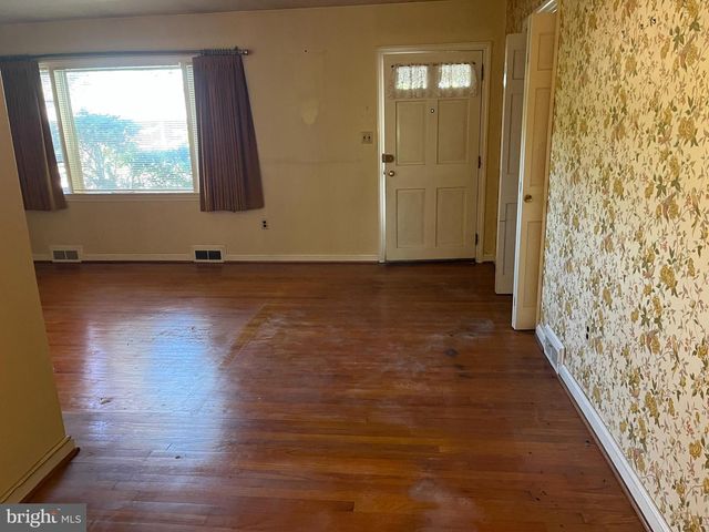 604 GRANT PL, Frederick, MD 21702