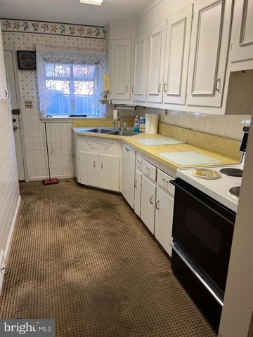 604 GRANT PL, Frederick, MD 21702
