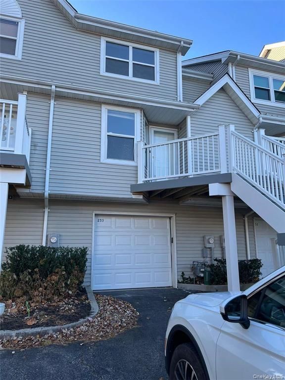 253 Windward Drive, Port Jefferson, NY 11777