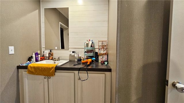 1226 Simba Road, Atkins, AR 72823