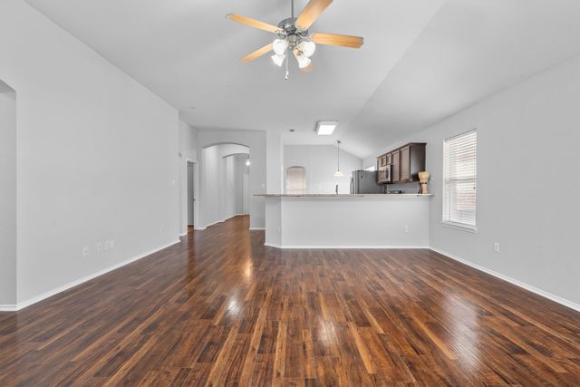 9217 Oldwest Trail, Fort Worth, TX 76131