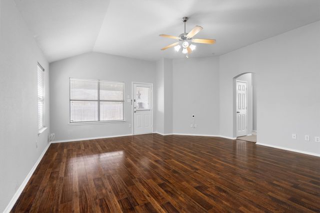 9217 Oldwest Trail, Fort Worth, TX 76131