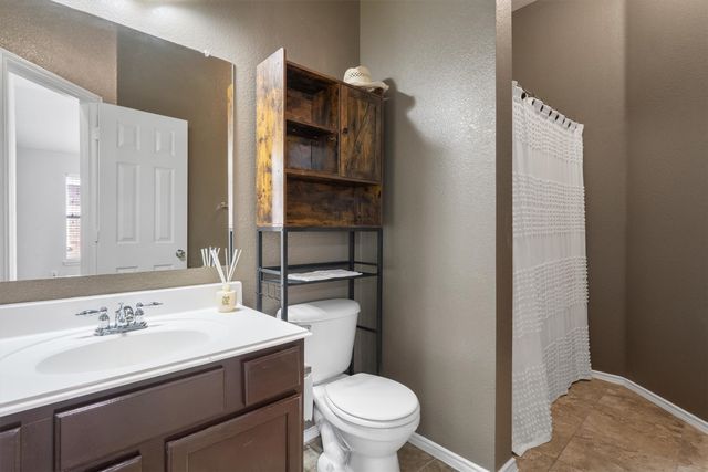 9217 Oldwest Trail, Fort Worth, TX 76131