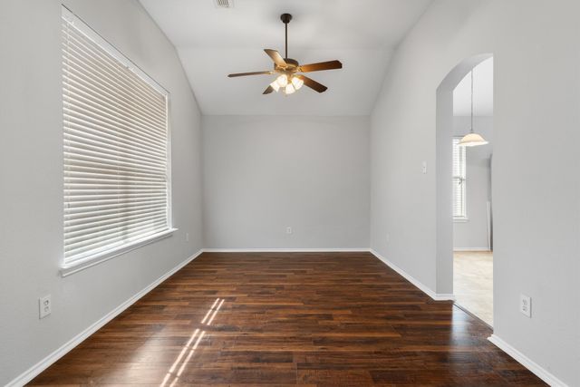 9217 Oldwest Trail, Fort Worth, TX 76131