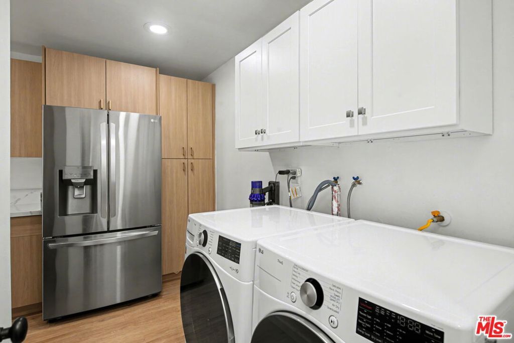 Image 32 of property listing at 2936 S Harvard Boulevard, Los Angeles, CA 90018