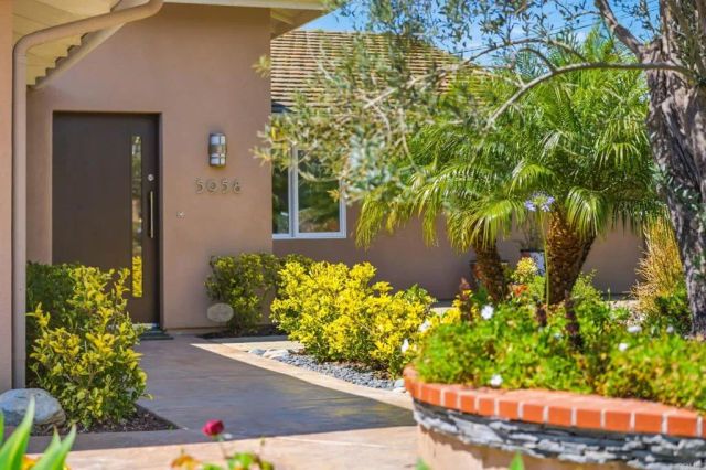5958 Sagebrush Road, La Jolla, CA 92037