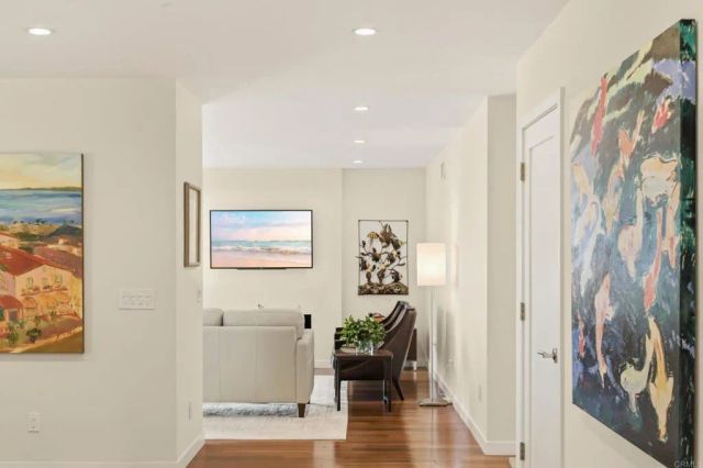 5958 Sagebrush Road, La Jolla, CA 92037