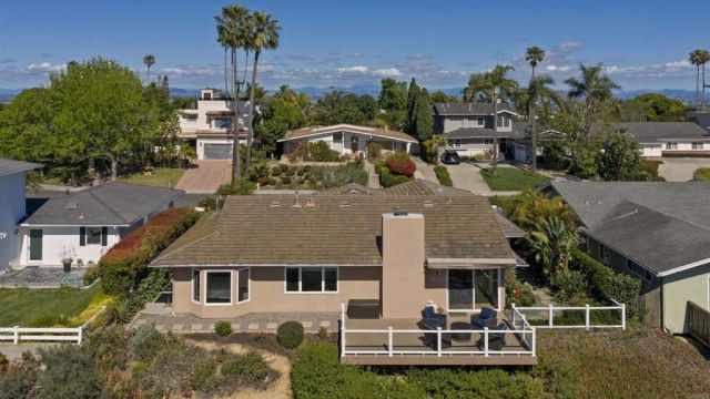 5958 Sagebrush Road, La Jolla, CA 92037
