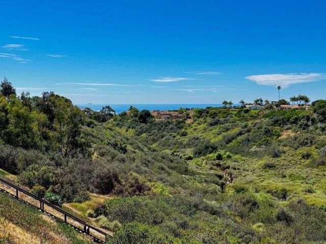 5958 Sagebrush Road, La Jolla, CA 92037