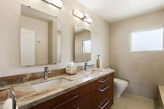 5958 Sagebrush Road, La Jolla, CA 92037