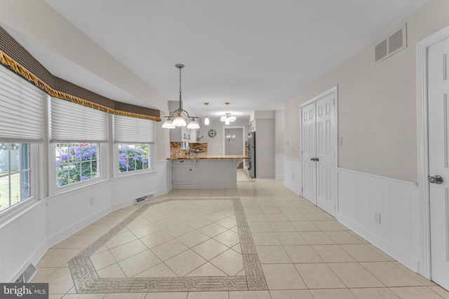 1192 RIVIERA BLVD, Vineland, NJ 08361