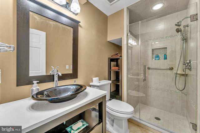 1192 RIVIERA BLVD, Vineland, NJ 08361