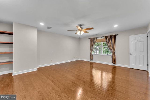 1192 RIVIERA BLVD, Vineland, NJ 08361