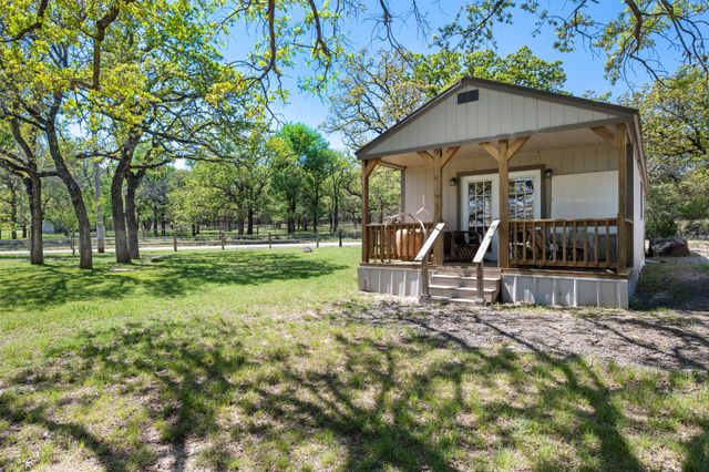 660 Deer Trail, Gordon, TX 76453