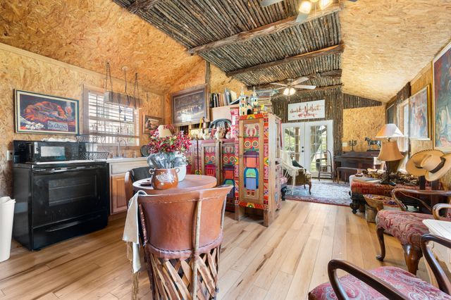 660 Deer Trail, Gordon, TX 76453