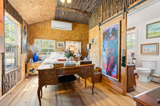 660 Deer Trail, Gordon, TX 76453