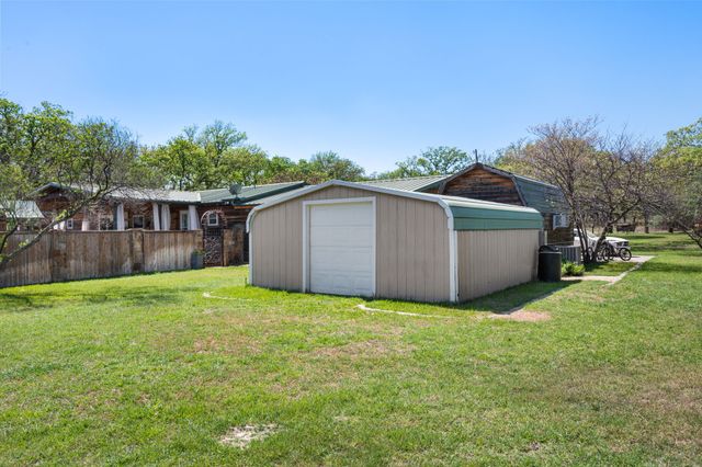 660 Deer Trail, Gordon, TX 76453