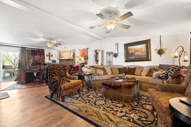 660 Deer Trail, Gordon, TX 76453