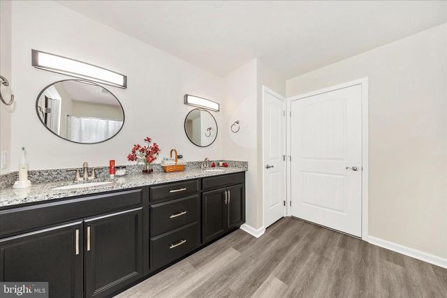 13412 MARQUISE DR, Hagerstown, MD 21742