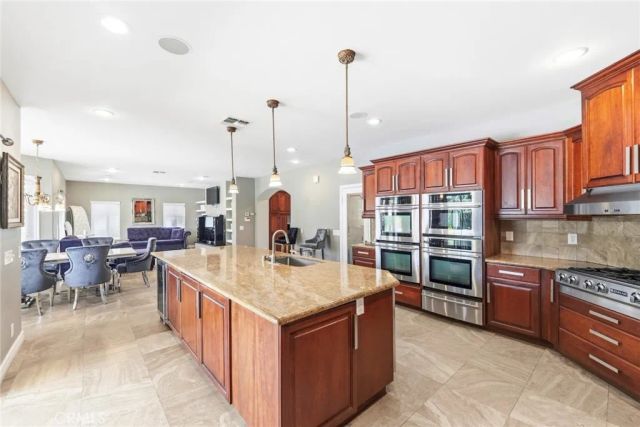 322 E 19th, Upland, CA 91784