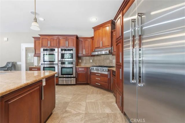 322 E 19th, Upland, CA 91784
