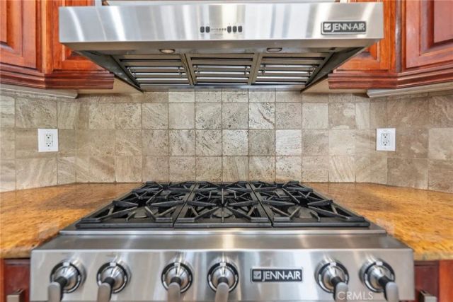 322 E 19th, Upland, CA 91784