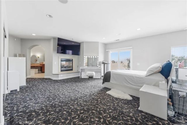 322 E 19th, Upland, CA 91784