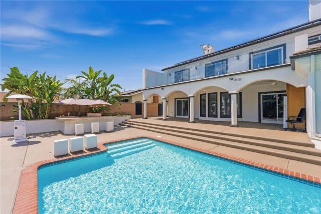 322 E 19th, Upland, CA 91784