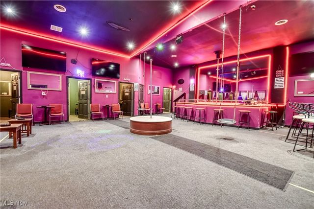 3560 e 93rd Street, Cleveland, OH 44105