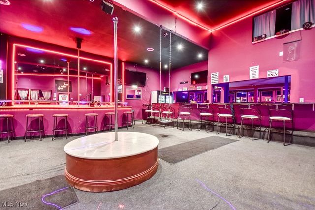 3560 e 93rd Street, Cleveland, OH 44105