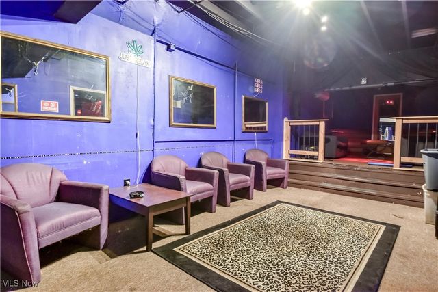 3560 e 93rd Street, Cleveland, OH 44105