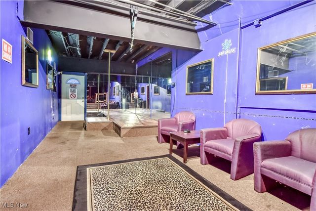 3560 e 93rd Street, Cleveland, OH 44105