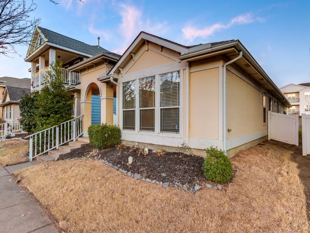 1636 Spanish Moss Way, Savannah, TX 76227