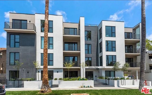 1906 Overland Avenue 202, Los Angeles, CA 90025