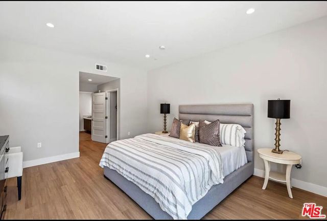 1906 Overland Avenue 202, Los Angeles, CA 90025