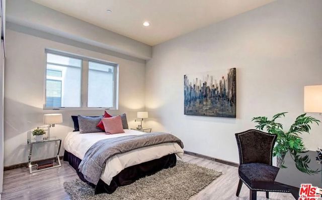 1906 Overland Avenue 202, Los Angeles, CA 90025