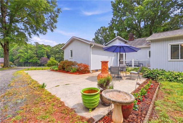 7706 Moutline Court, Greensboro, NC 27409