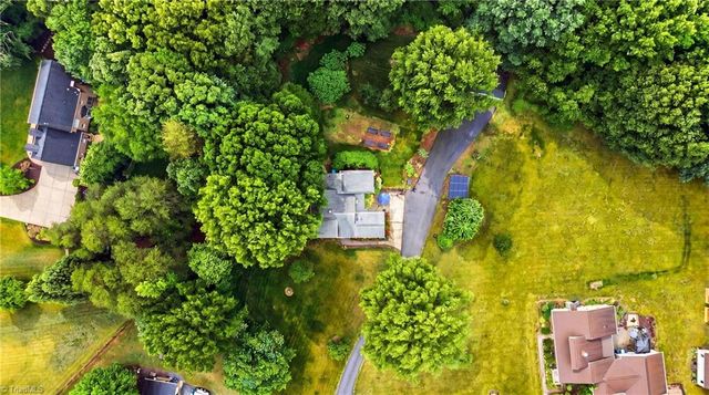 7706 Moutline Court, Greensboro, NC 27409