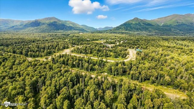 9475 E Hatcher Landing Avenue, Palmer, AK 99645