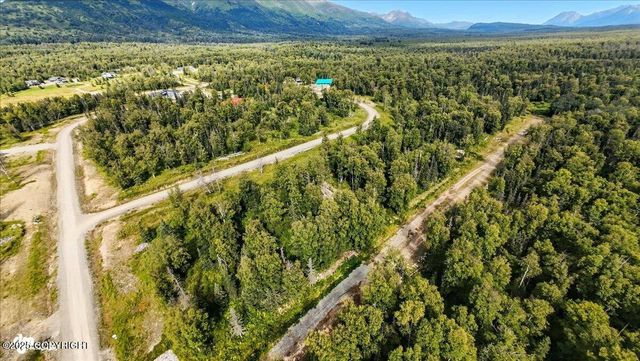 9475 E Hatcher Landing Avenue, Palmer, AK 99645