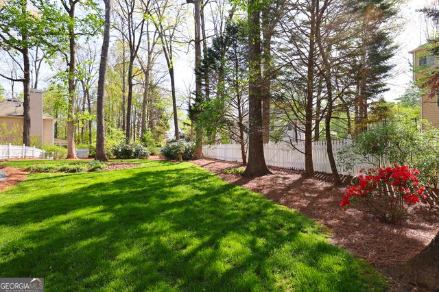 410 Falcon Creek Drive, Suwanee, GA 30024