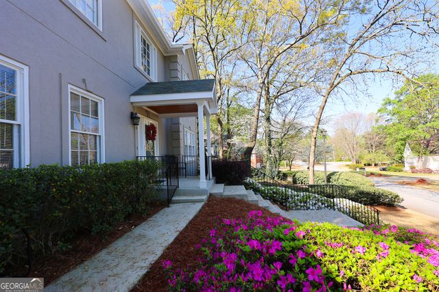 410 Falcon Creek Drive, Suwanee, GA 30024