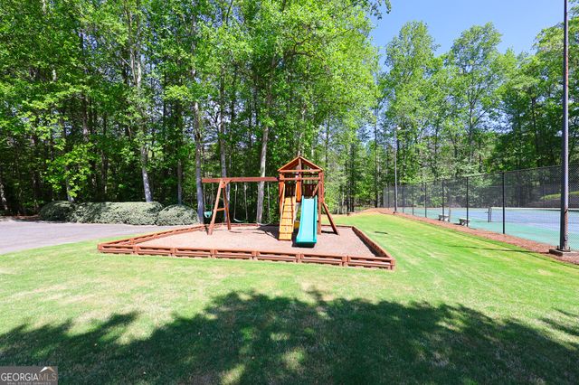 410 Falcon Creek Drive, Suwanee, GA 30024