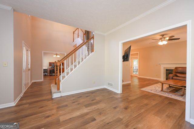 410 Falcon Creek Drive, Suwanee, GA 30024