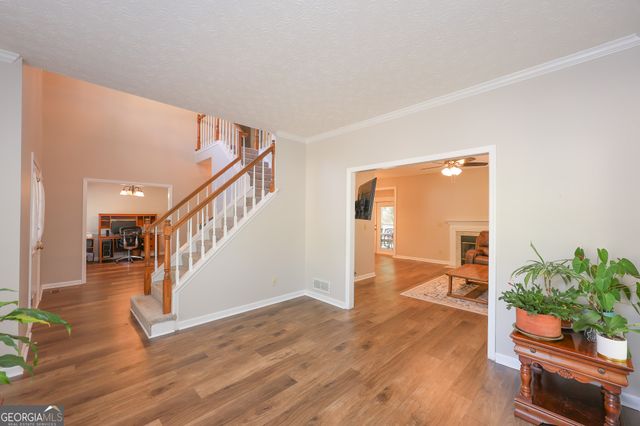 410 Falcon Creek Drive, Suwanee, GA 30024