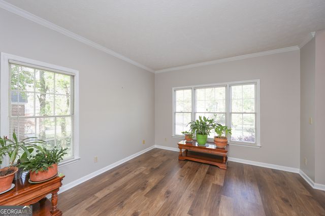 410 Falcon Creek Drive, Suwanee, GA 30024