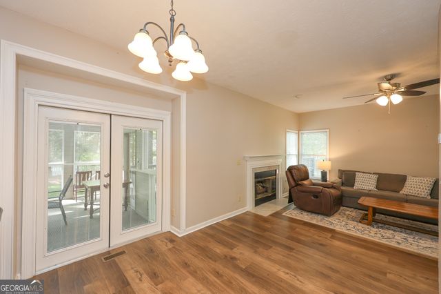 410 Falcon Creek Drive, Suwanee, GA 30024