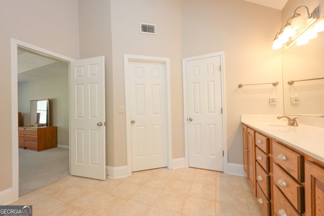 410 Falcon Creek Drive, Suwanee, GA 30024