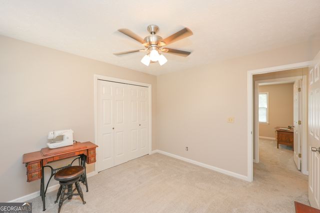 410 Falcon Creek Drive, Suwanee, GA 30024